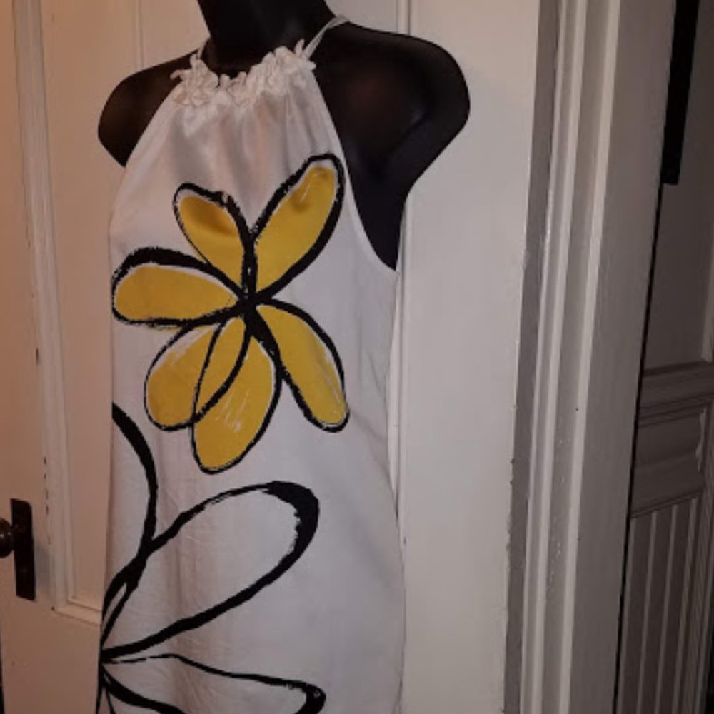 Summer white sundress size 8 floral design